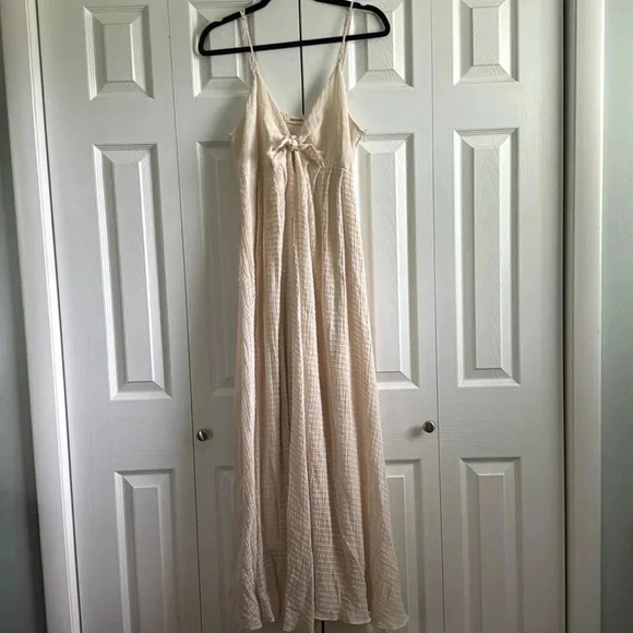 Fashion on Earth Cream Dress size L - Picture 1 of 9